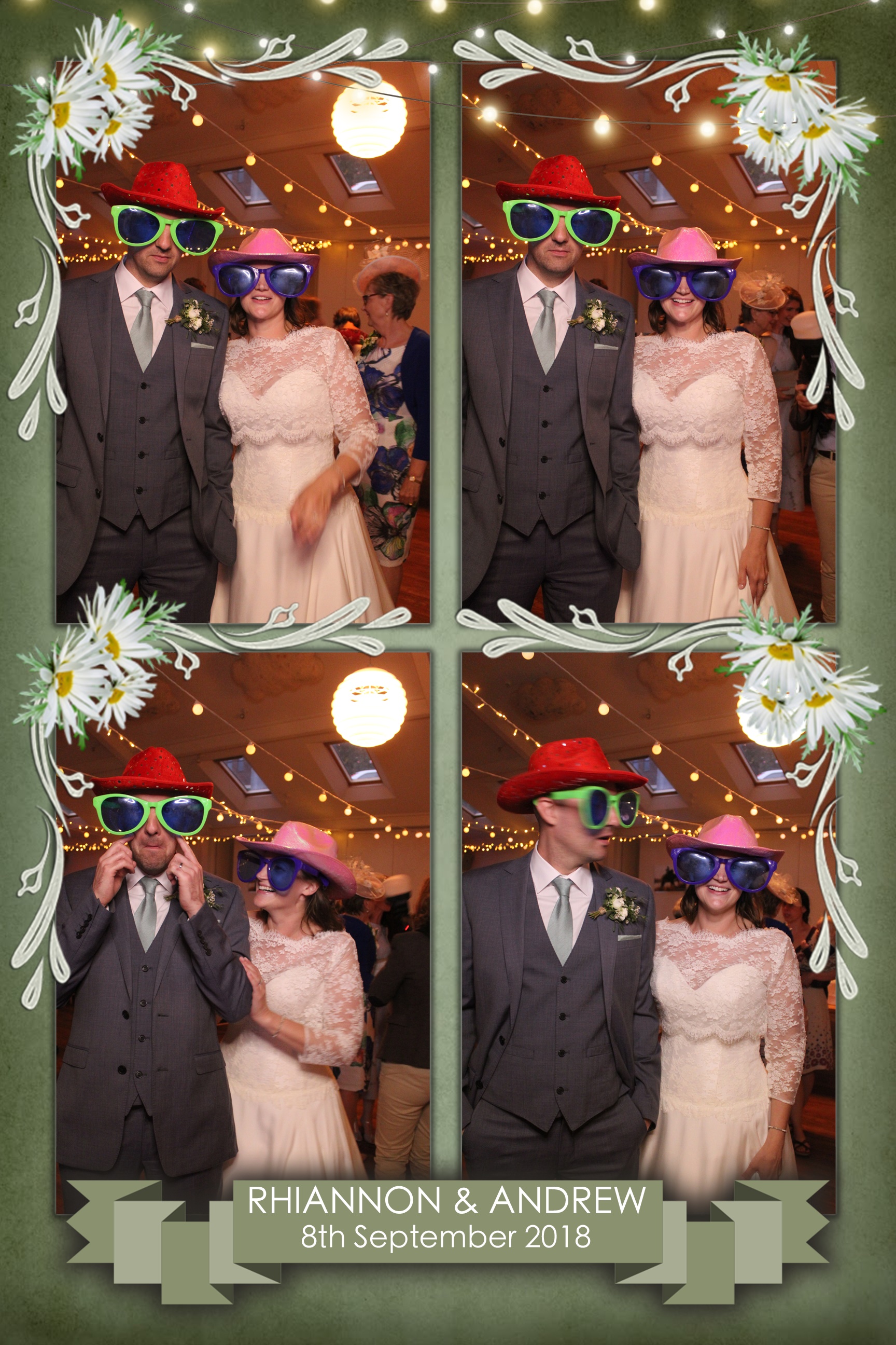 Rhiannon & Andrew's Wedding | View more photos from the event at images.mobile-photo-booth.com/u/MobilePhotoBoothUK/Rhiannon-Andrews-Wedding